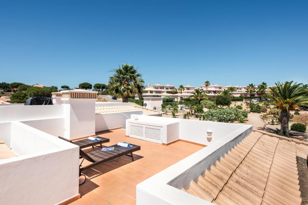 Beautiful Two Bedroom Apartment With Roof Terrace Carvoeiro (Lagoa) Exterior photo